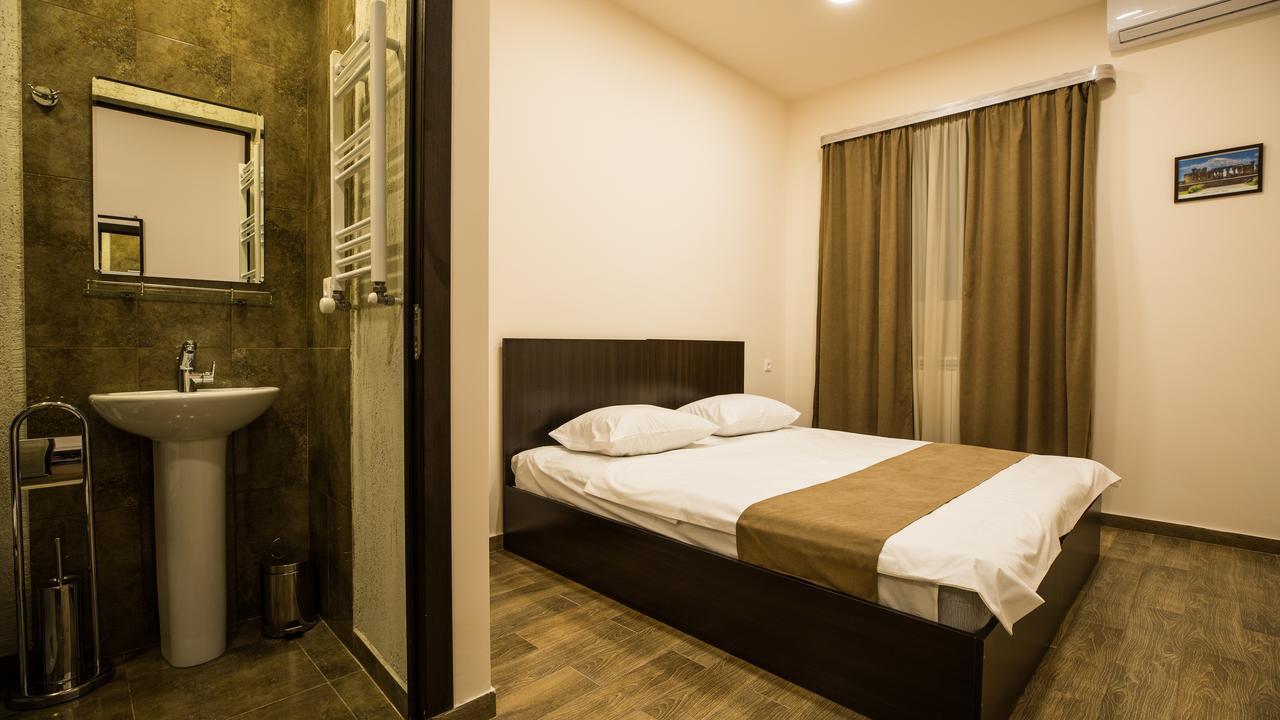 5 Rooms Mini-Hotel & Tours Jerevan Eksteriør billede