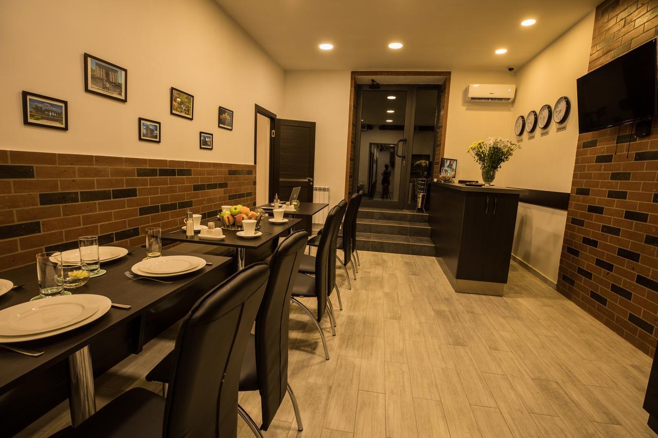 5 Rooms Mini-Hotel & Tours Jerevan Eksteriør billede