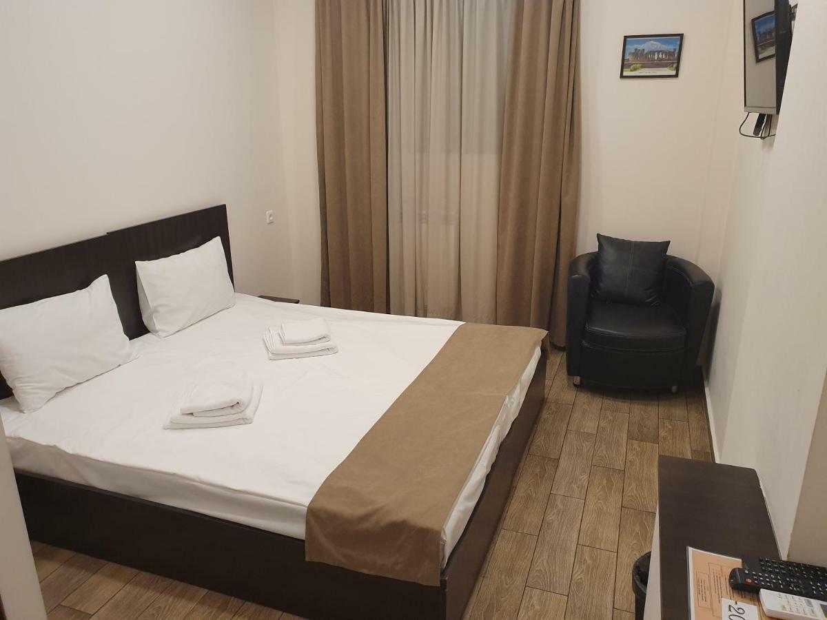 5 Rooms Mini-Hotel & Tours Jerevan Eksteriør billede
